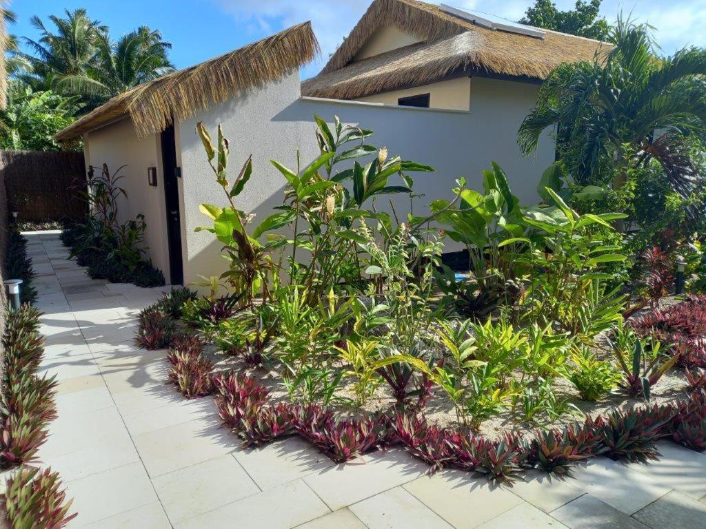 Serenity Villas ラロトンガ島 エクステリア 写真