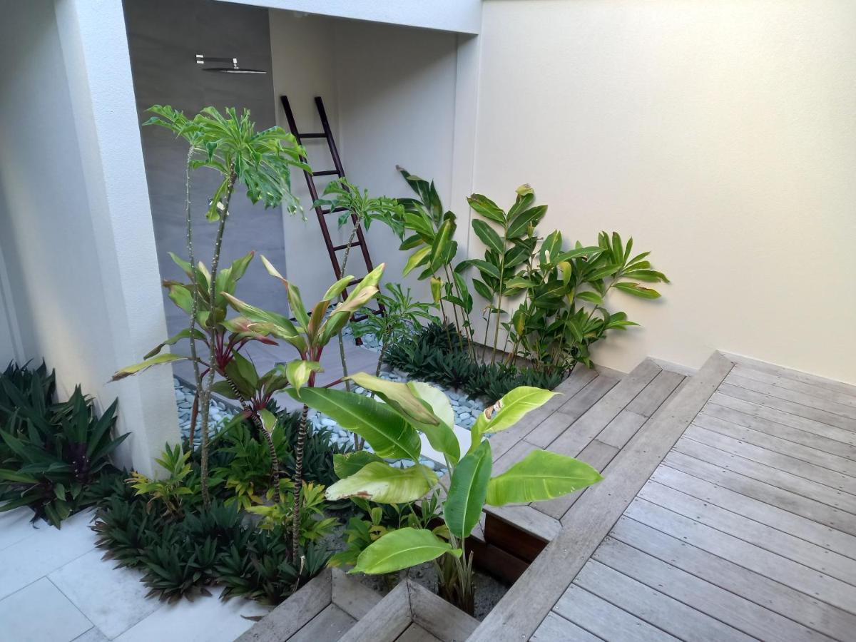 Serenity Villas ラロトンガ島 エクステリア 写真