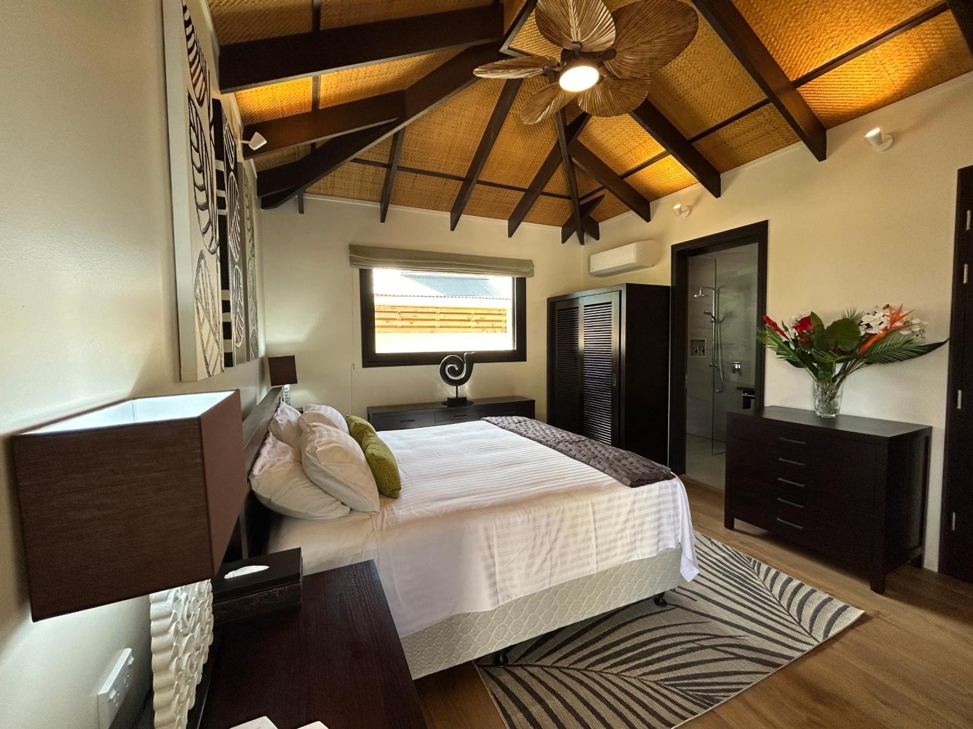Serenity Villas ラロトンガ島 エクステリア 写真